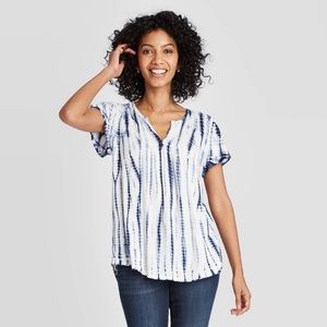 Printed short sleeve blouse